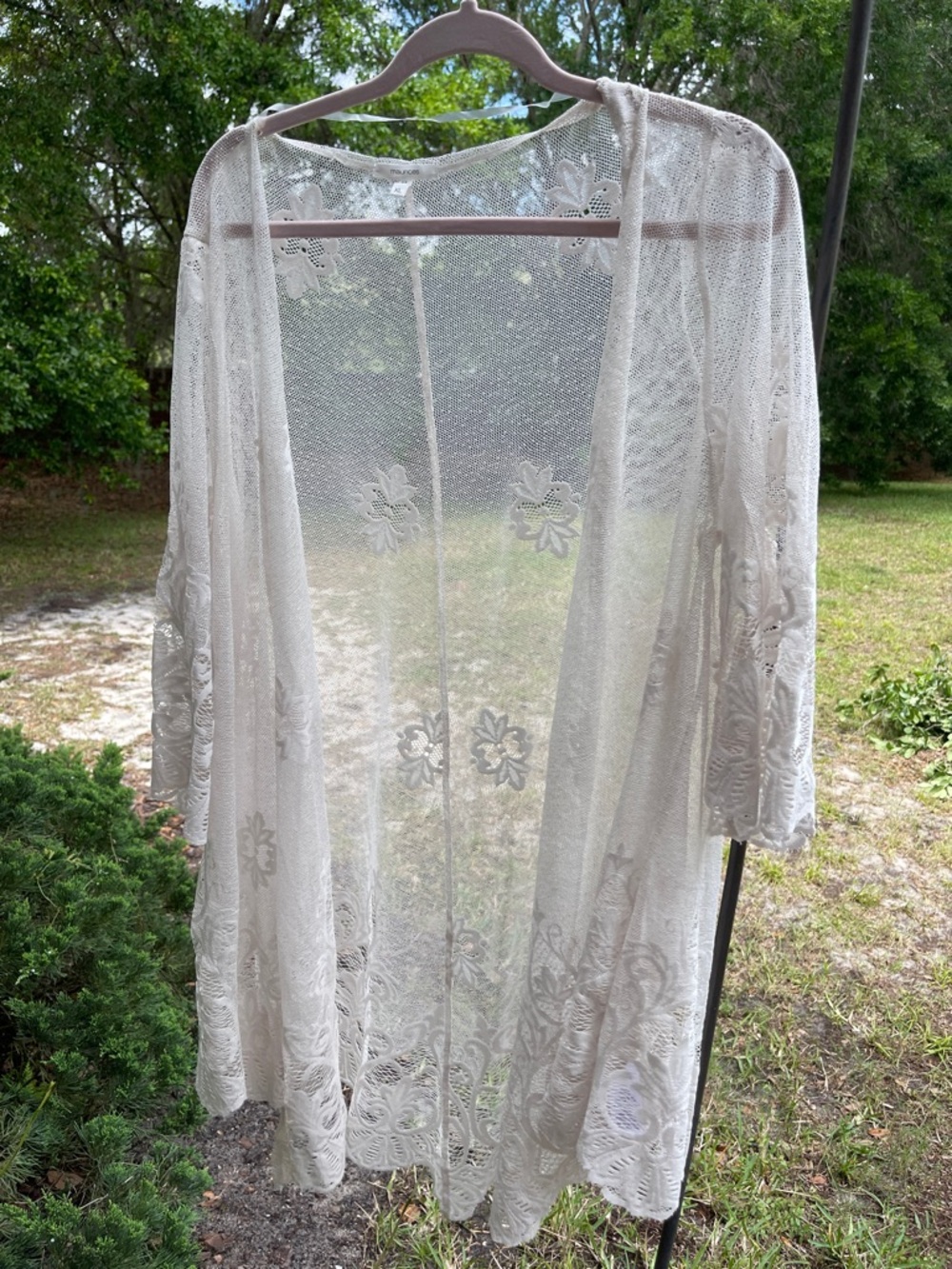 Sheer Lace Floral Kimono Cover-Up / duster in Ivory